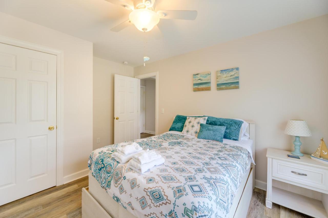 Coastal Emerald Isle Retreat With Deck And Grill! Екстер'єр фото