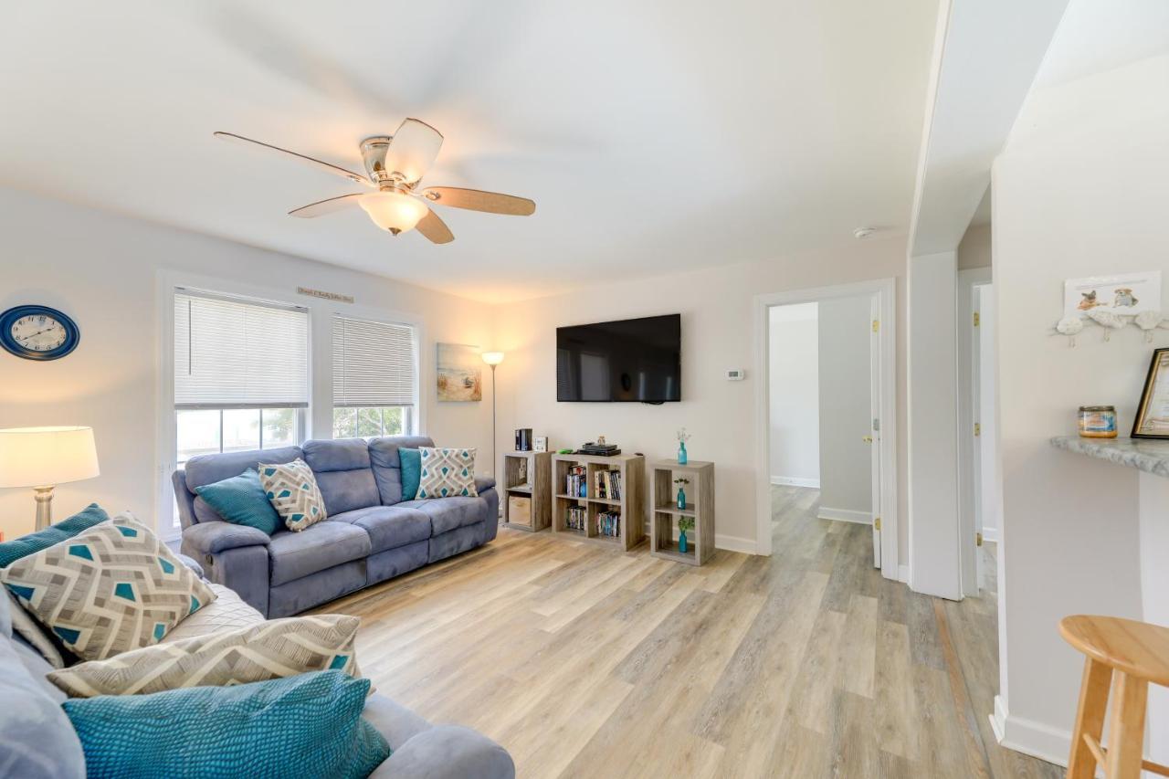 Coastal Emerald Isle Retreat With Deck And Grill! Екстер'єр фото