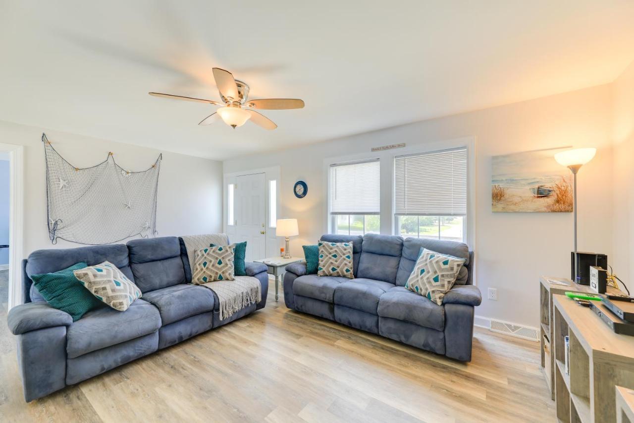 Coastal Emerald Isle Retreat With Deck And Grill! Екстер'єр фото